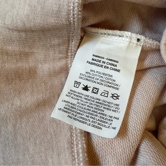 Nike Dy Fit Women’s Pink Athletic Shorts with Elastic Waistband Curved Hem Sz M - Picture 3 of 12